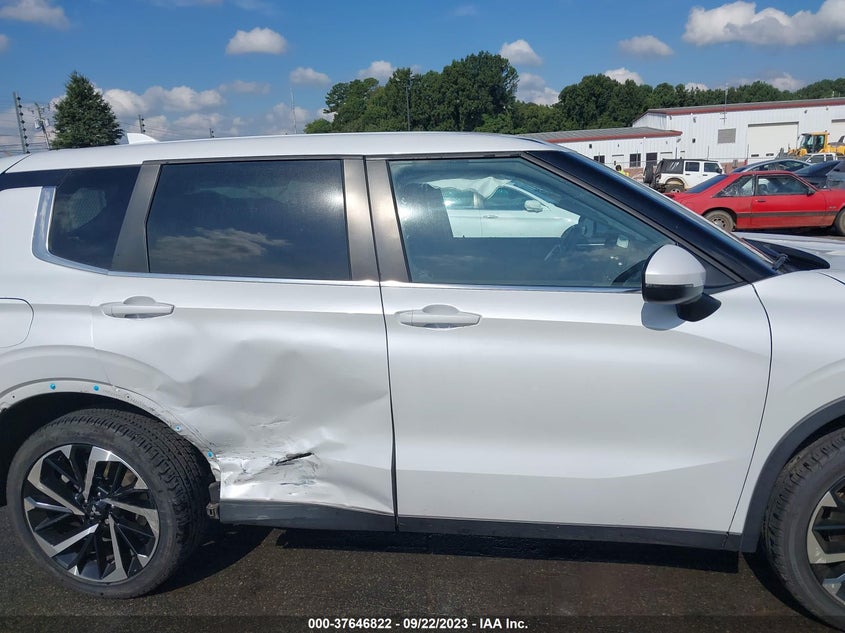 VIN JA4J3TA80NZ032302 2022 MITSUBISHI OUTLANDER ES