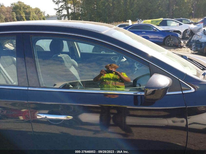 2016 NISSAN SENTRA SR/SL/S/SV/FE+ S - 3N1AB7AP7GL649863