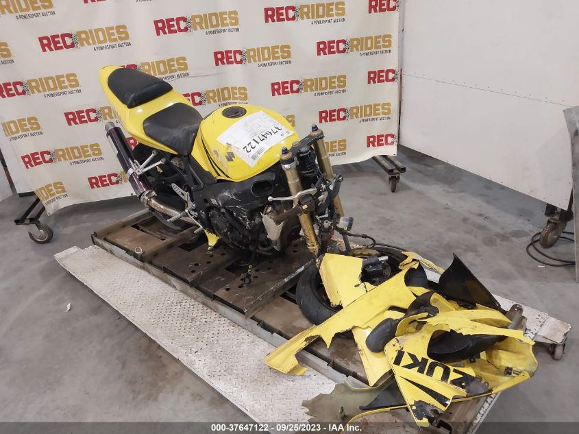 2004 SUZUKI GSX-R600 K - JS1GN7CA742100940