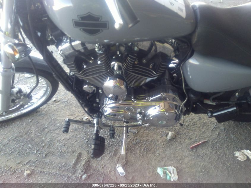2007 HARLEY-DAVIDSON XL1200 C - 1HD1CT3107K468776