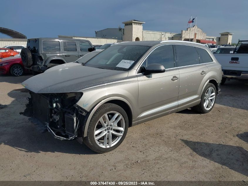 WA1VAAF77HD031449 2017 AUDI Q7, photo no. 2