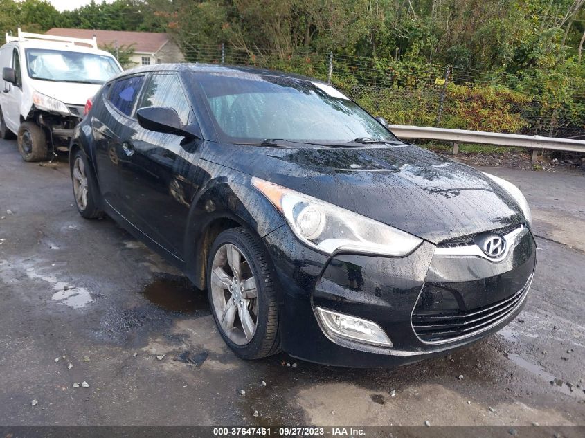 2014 HYUNDAI VELOSTER - KMHTC6AD6EU216388