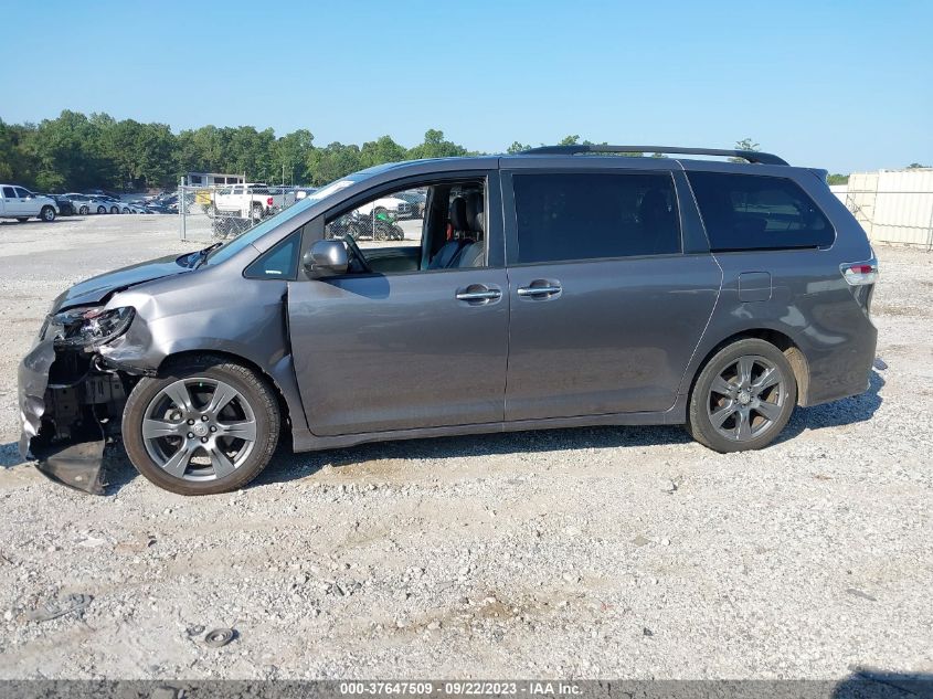2017 TOYOTA SIENNA SE - 5TDXZ3DC3HS893901