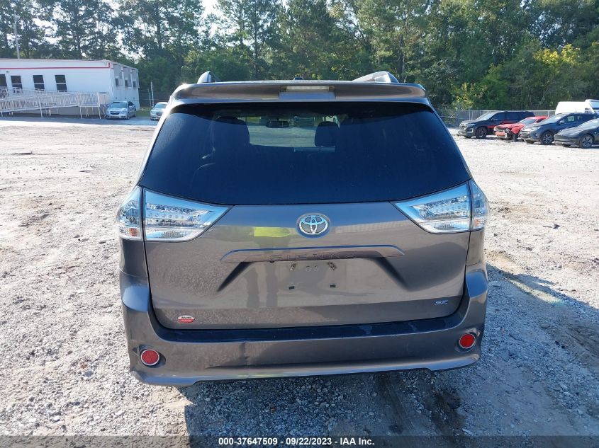2017 TOYOTA SIENNA SE - 5TDXZ3DC3HS893901