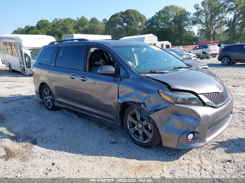 2017 TOYOTA SIENNA SE - 5TDXZ3DC3HS893901