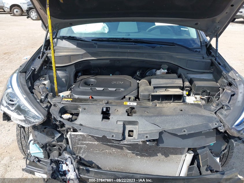 VIN 5NMZU3LB2HH028100 2017 HYUNDAI SANTA FE SPORT 2.4L