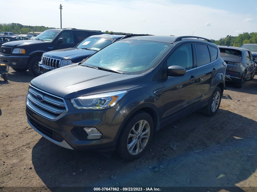 VIN 1FMCU0GD2HUD75608 2017 FORD ESCAPE SE
