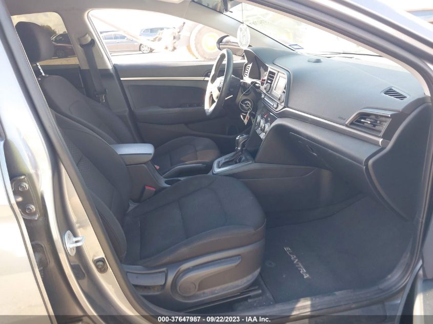 2019 HYUNDAI ELANTRA SE - 5NPD74LF1KH472069