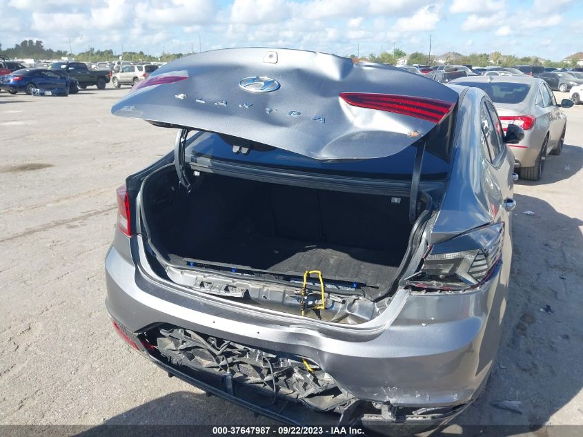 2019 HYUNDAI ELANTRA SE - 5NPD74LF1KH472069