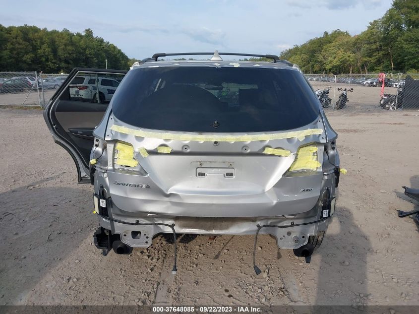 2018 HYUNDAI SANTA FE SE - KM8SNDHFXJU270952
