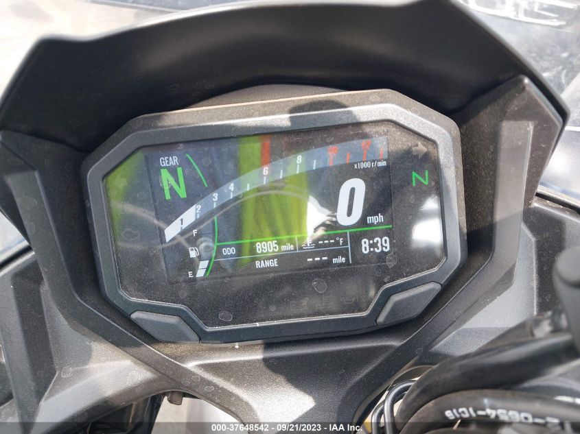 VIN ML5EXEM10MDA42276 2021 KAWASAKI EX650 M