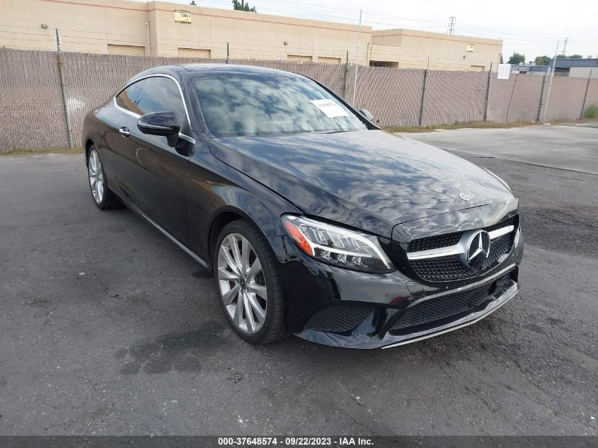 WDDWJ8DBXKF773940 Mercedes-Benz C-Class C 300