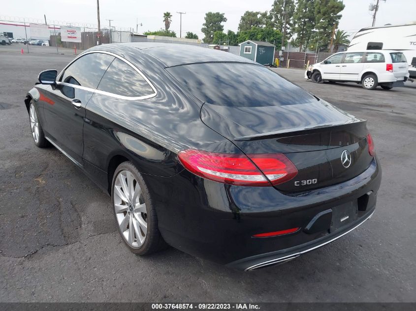 WDDWJ8DBXKF773940 Mercedes-Benz C-Class C 300 3