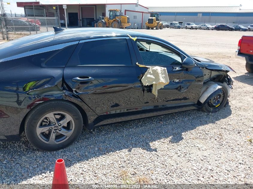 2022 KIA K5 LX - 5XXG24J25NG084483