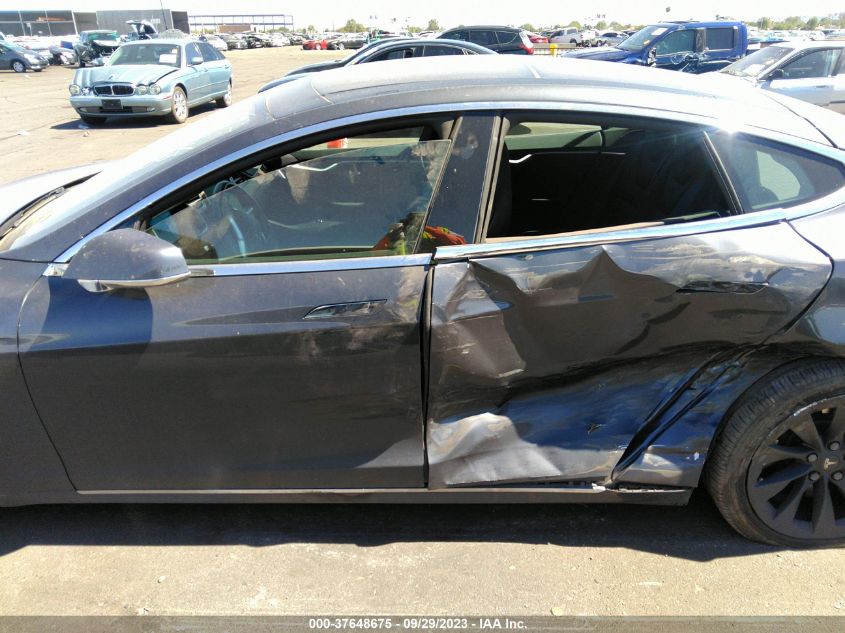 2018 TESLA MODEL S 75D/100D/P100D - 5YJSA1E28JF246755