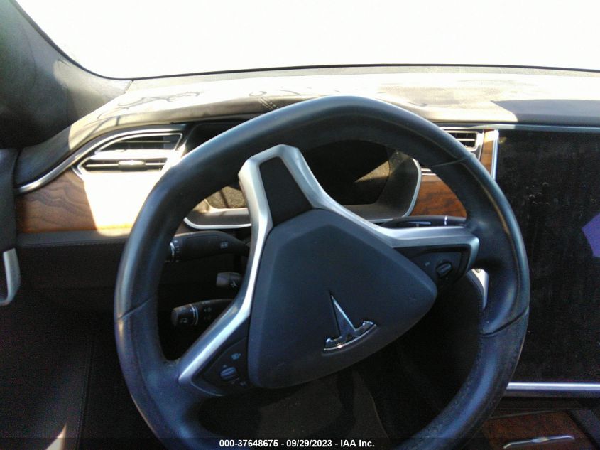 2018 TESLA MODEL S 75D/100D/P100D - 5YJSA1E28JF246755