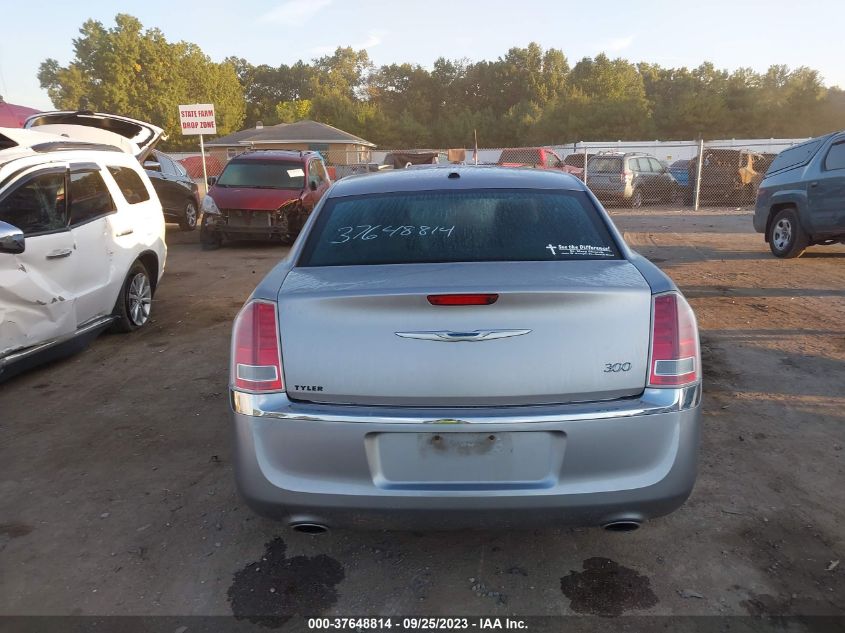 2013 CHRYSLER 300 - 2C3CCAAG8DH703020