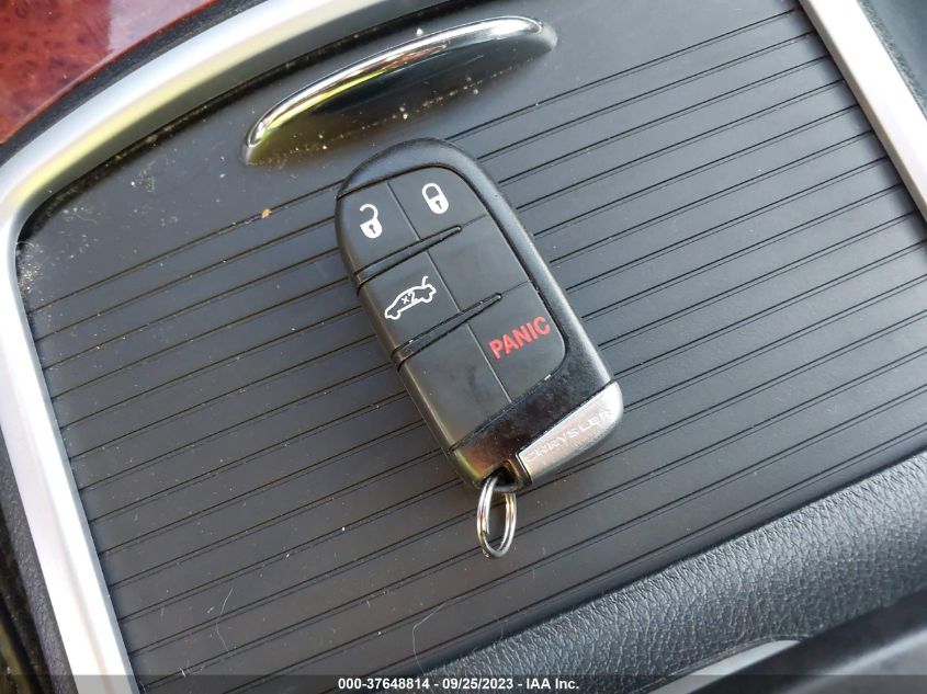 2013 CHRYSLER 300 - 2C3CCAAG8DH703020