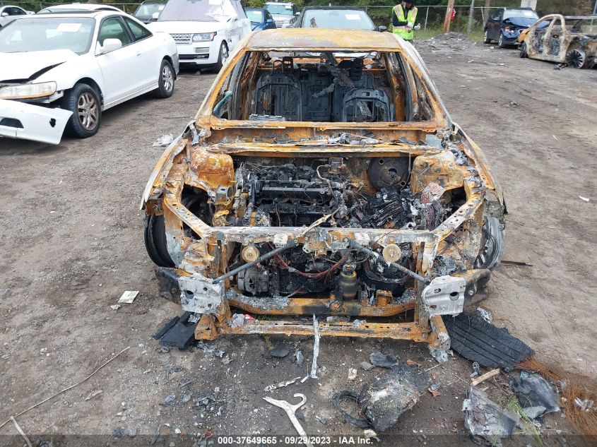 2019 TOYOTA CAMRY LE/SE/XLE/L - 4T1B11HK2KU789504