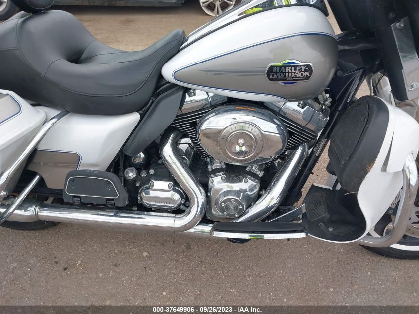 2009 HARLEY-DAVIDSON FLHTCU - 1HD1FC4129Y647228