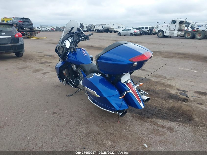 2017 VICTORY MOTORCYCLES CROSS COUNTRY TOUR - 5VPXTAAAXH3057904