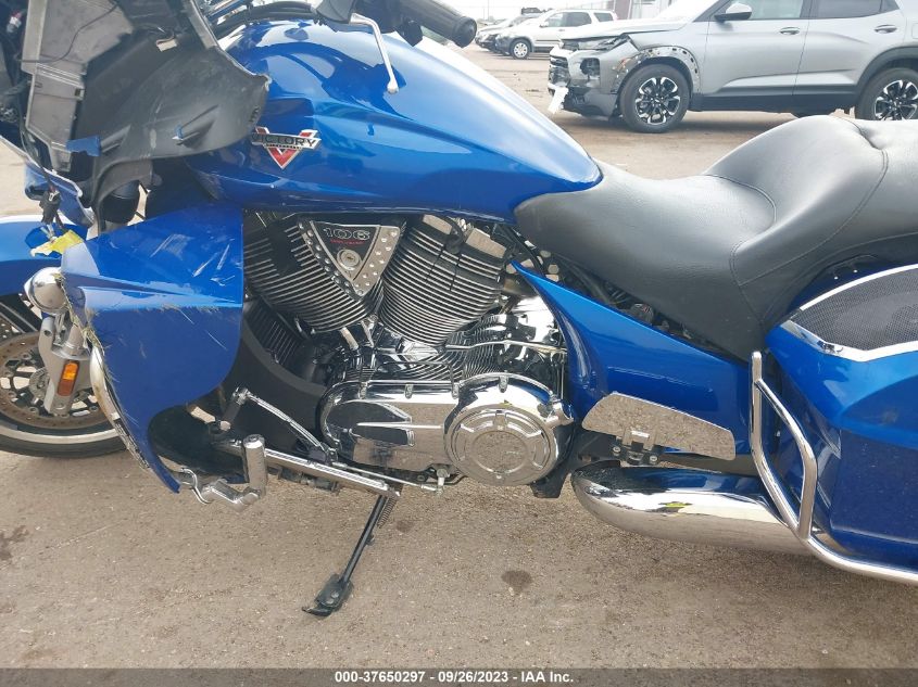 2017 VICTORY MOTORCYCLES CROSS COUNTRY TOUR - 5VPXTAAAXH3057904