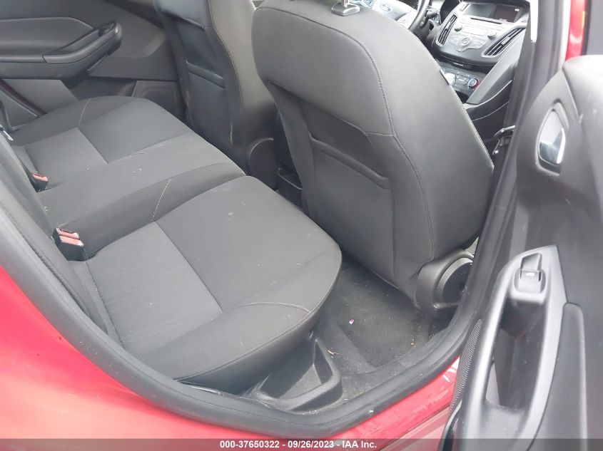 2015 FORD FOCUS SE - 1FADP3K2XFL315303