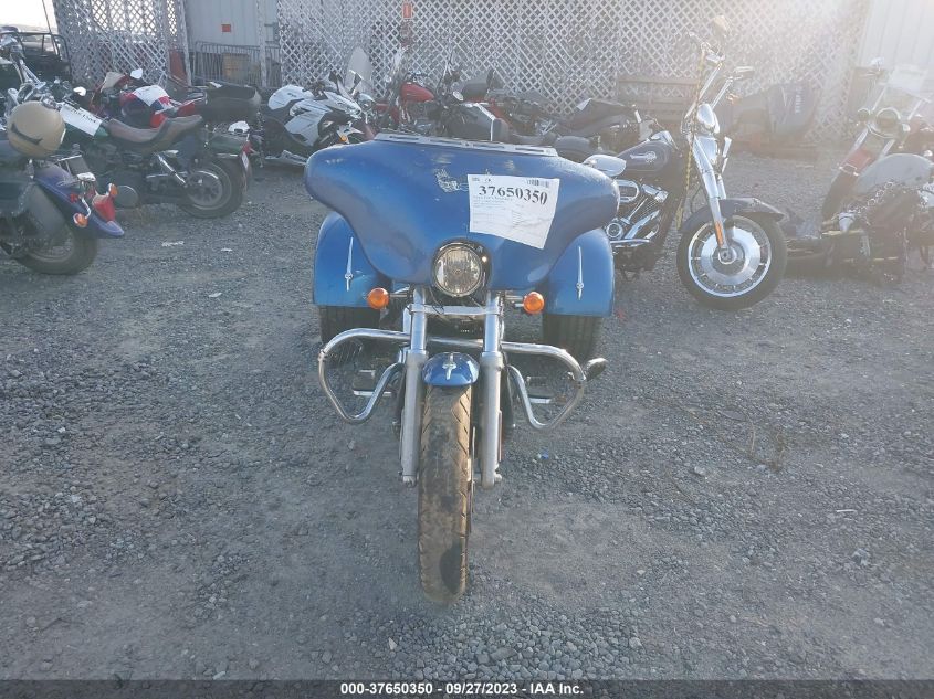 2005 HARLEY-DAVIDSON VRSCB 1HD1HBZ1X5K801064
