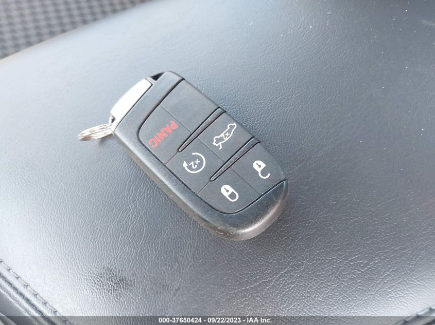 2015 DODGE CHALLENGER SXT - 2C3CDZAG7FH804628