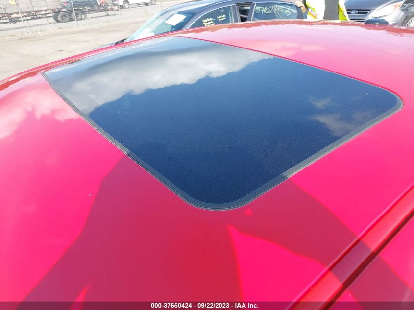 2015 DODGE CHALLENGER SXT - 2C3CDZAG7FH804628