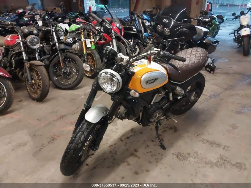 2017 DUCATI SCRAMBLER 800 ML015ANM5HT011464