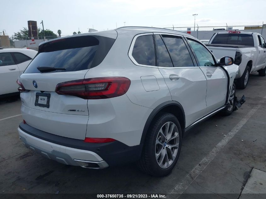 5UXTA6C09P9N50908 BMW X5 XDRIVE45E 4