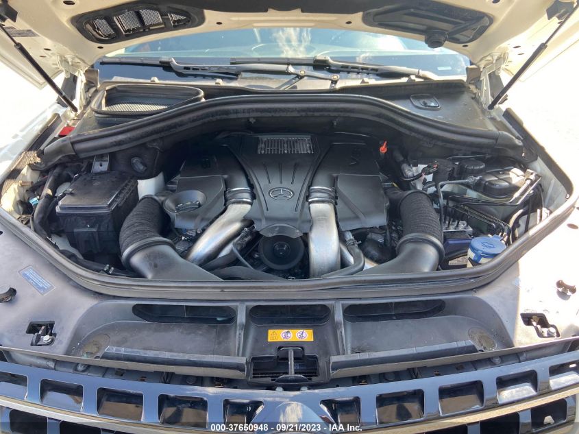 2014 MERCEDES-BENZ M-CLASS ML 550 4JGDA7DB2EA290810