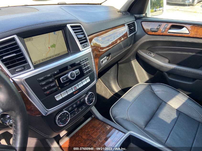 2014 MERCEDES-BENZ M-CLASS ML 550 4JGDA7DB2EA290810