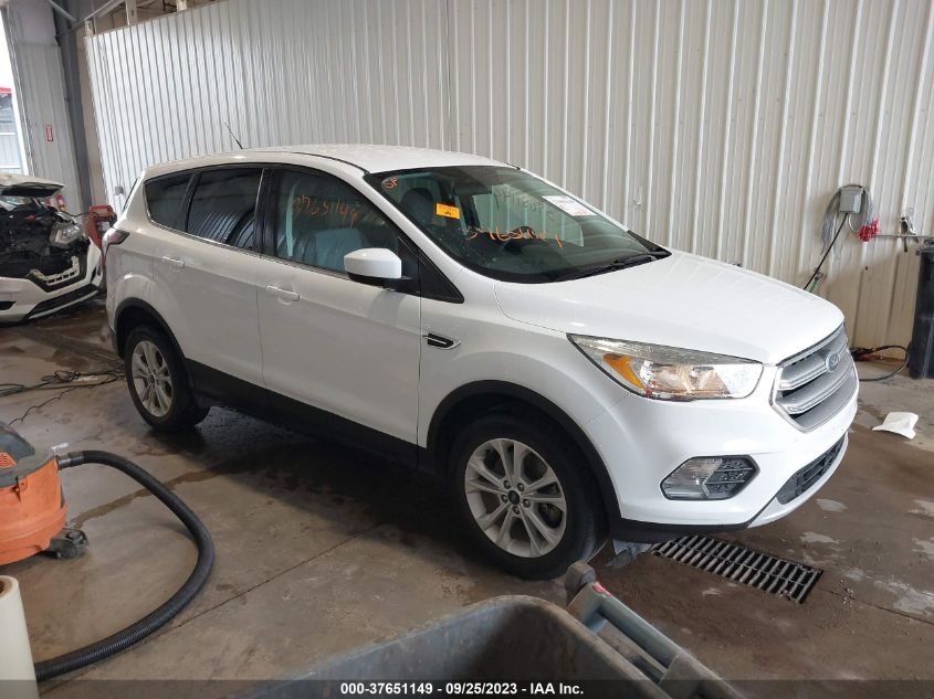 2017 FORD ESCAPE SE - 1FMCU9G91HUA62906