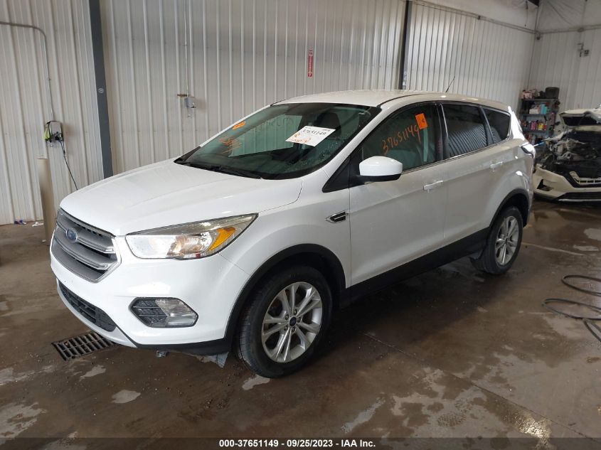 2017 FORD ESCAPE SE - 1FMCU9G91HUA62906