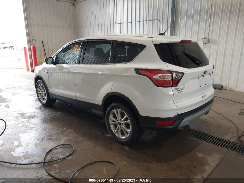 2017 FORD ESCAPE SE - 1FMCU9G91HUA62906