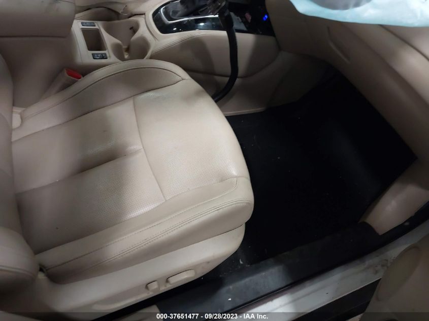 2018 NISSAN ROGUE SV/SL - 5N1AT2MV1JC781569