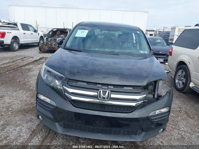 VIN 5FNYF6H52JB029460 2018 HONDA PILOT EXL