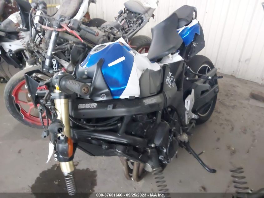 2015 SUZUKI GSX-S750 JS1GR7NA6F2102084