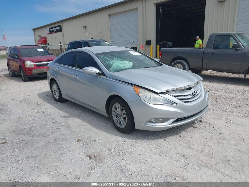 2013 HYUNDAI SONATA GLS - 5NPEB4AC0DH741080