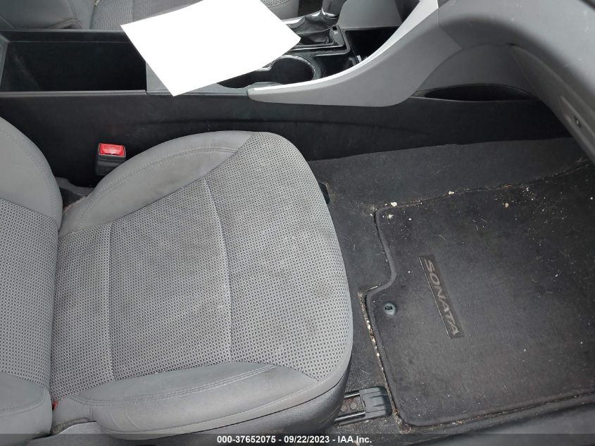 2014 HYUNDAI SONATA GLS - 5NPEB4AC7EH812051