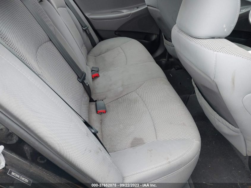 2014 HYUNDAI SONATA GLS - 5NPEB4AC7EH812051
