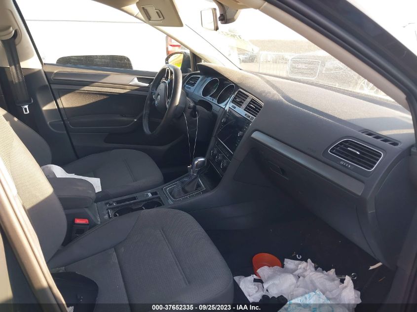 2019 VOLKSWAGEN E-GOLF SE - WVWKR7AU5KW911112