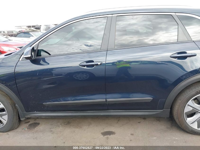2022 KIA NIRO EV EX PREMIUM KNDCE3LG7N5150822