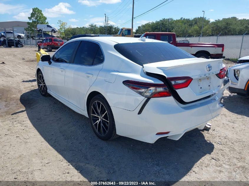 4T1G11AK0MU612114 Toyota Camry SE 3