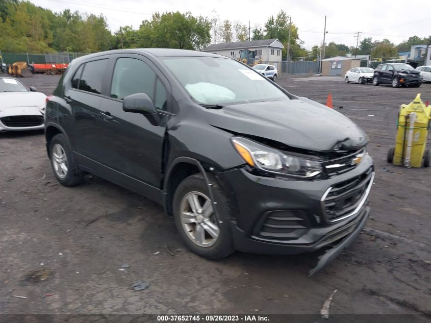 3GNCJNSB0KL232469 Chevrolet Trax LS