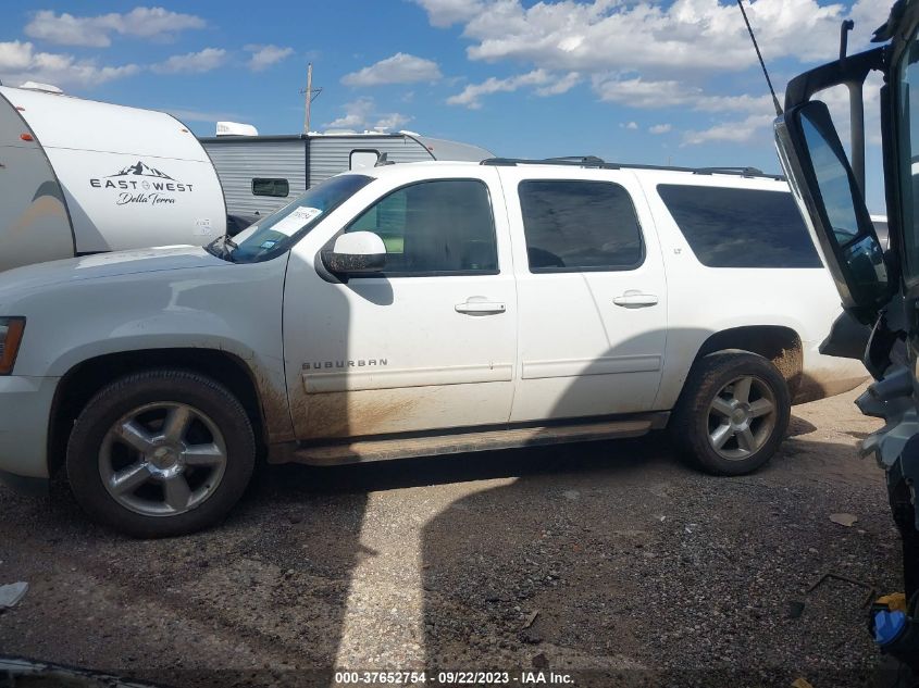 2014 CHEVROLET SUBURBAN LT - 1GNSCJE05ER175515