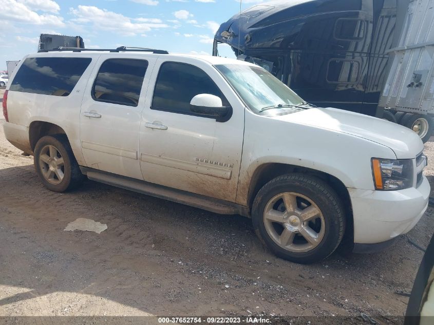 2014 CHEVROLET SUBURBAN LT - 1GNSCJE05ER175515