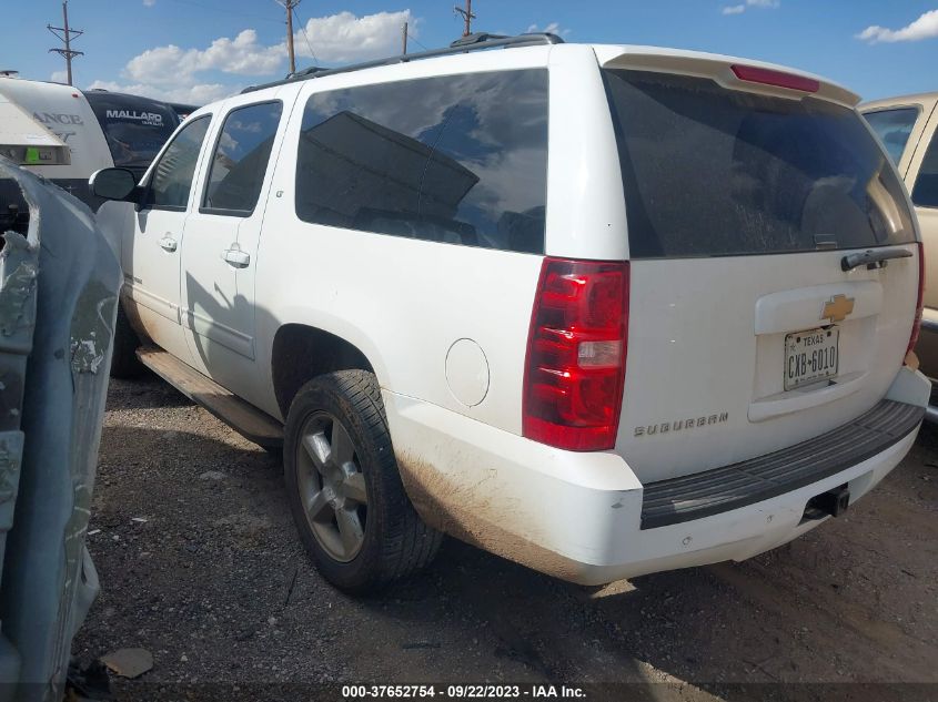 2014 CHEVROLET SUBURBAN LT - 1GNSCJE05ER175515